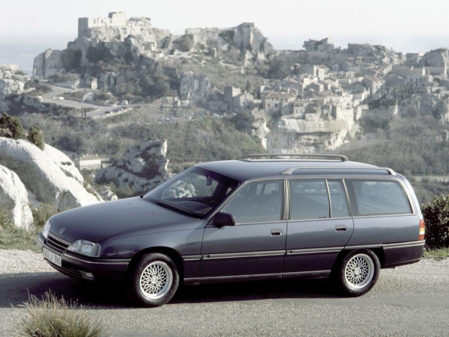  Opel Omega Caravan 1986 года  (фото 14 из 14)